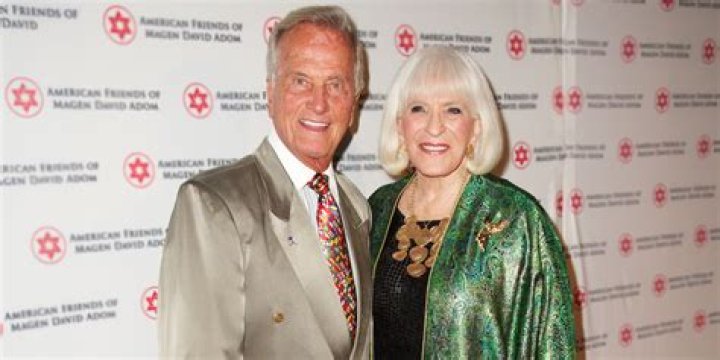 Unveiling The Enduring Bond: Billy Gardell's Wife Patty